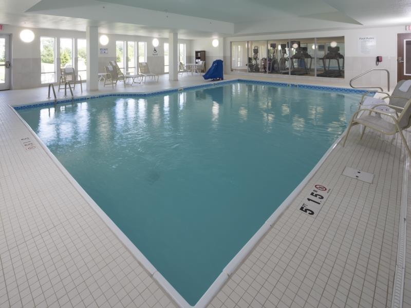 Holiday Inn Express & Suites Alpena - Downtown By Ihg Exteriör bild