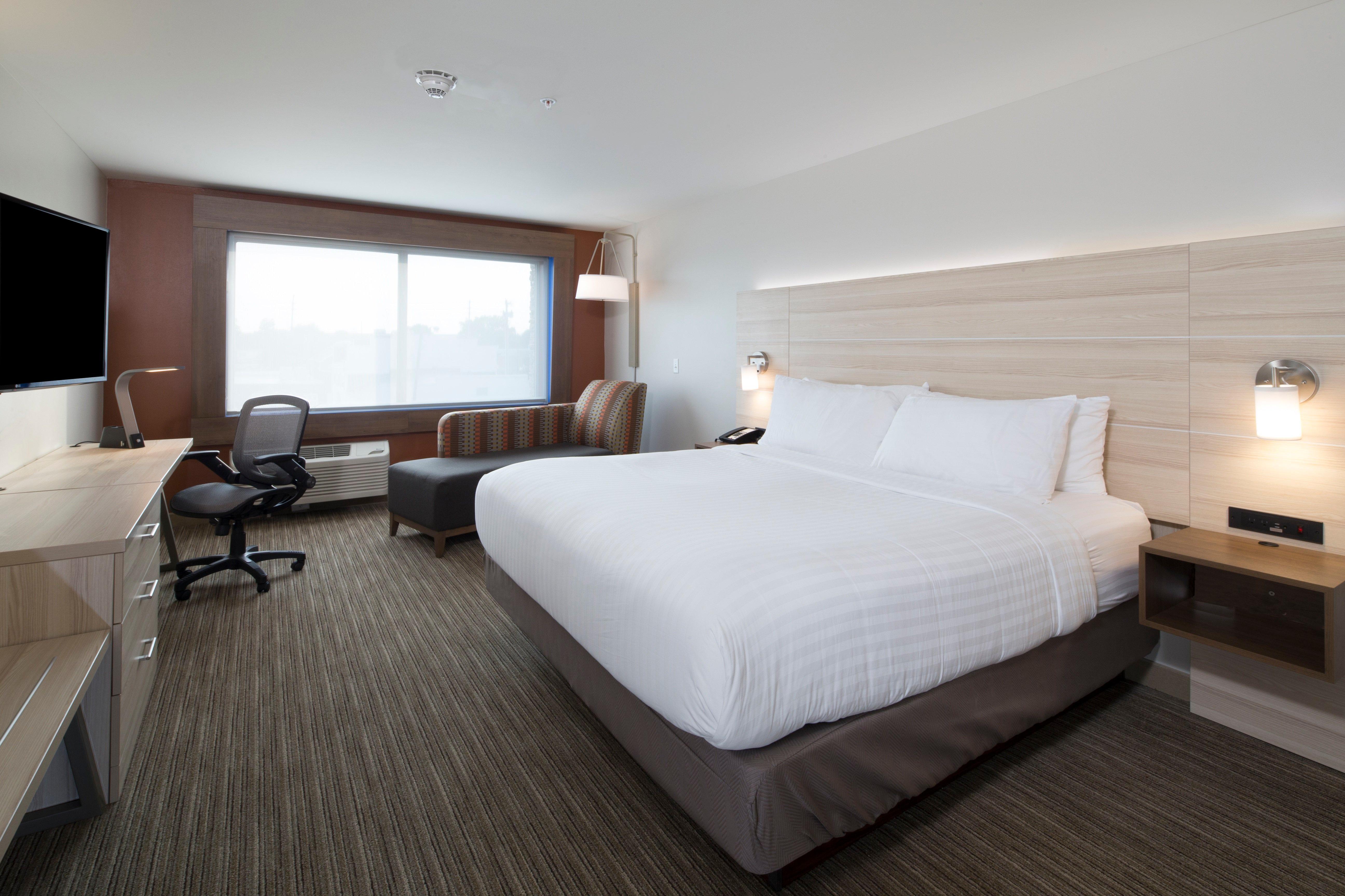 Holiday Inn Express & Suites Alpena - Downtown By Ihg Exteriör bild